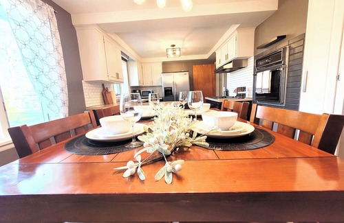East Irondequoit Casa | Stella's Ranch: 3BR with game room, sunroom, and huge yard. Pet friendly!