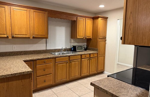 Pine Hills Casa | 4-bedroom house in fantastic Orlando with AC, WiFi
