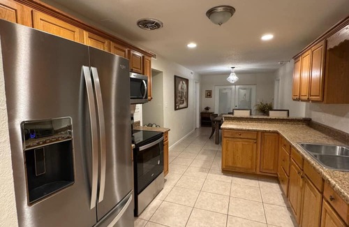 Pine Hills Casa | 4-bedroom house in fantastic Orlando with AC, WiFi
