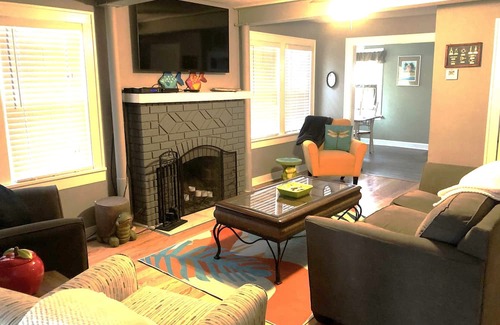 Homerville Cabaña | Charming 4-bedroom cottage with WiFi and AC in Chippewa Lake