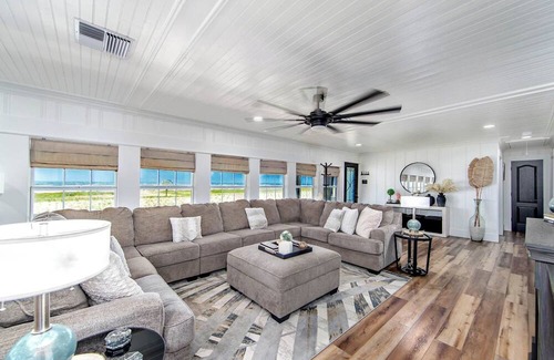 Grand Isle Casa | Sunstone Retreat- Coastal Realty Group
