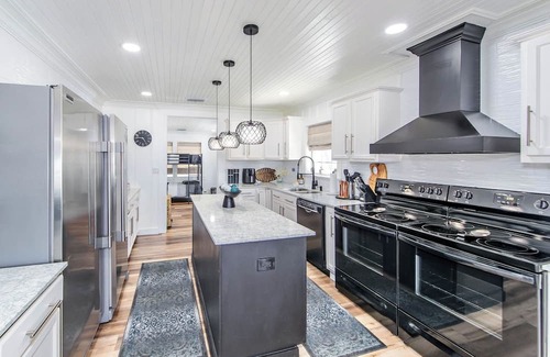 Grand Isle Casa | Sunstone Retreat- Coastal Realty Group