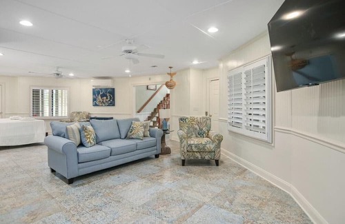 Jeremy Cay Casa | Edisto Premier- Stunning Ocean views + Lux Home