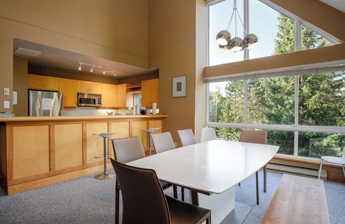 Whistler Casa | Well furnished 3-bedroom townhome in perfect location for ski or golf