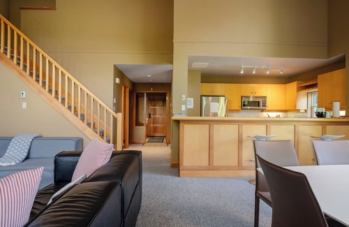 Whistler Casa | Well furnished 3-bedroom townhome in perfect location for ski or golf