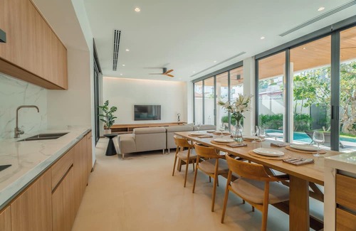Ban Saiyuan Villa | Modern Tropical Pool Villa - Saiyuan