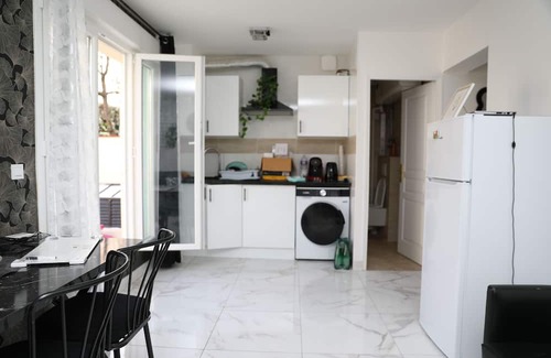 Le Bourget Apartamento | Lux Black&White 15 Min To Paris & CDG