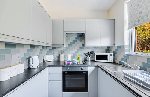 Northampton Casa | Charming Detached Bungalow Driveway Parking Garden Wifi Smart TV