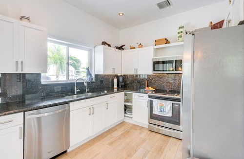 Big Coppitt Key Casa | Dock + Balcony: Serene Big Coppitt Key Escape