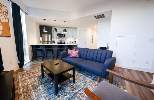 Brewerytown Apartamento | Imagine a stylish escape in Glenwood, the epitome of urban luxury