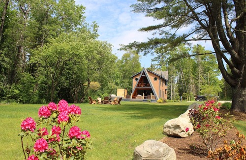 Belfast Casa | Newly Constructed - The Colby House is a stunning getaway in beautiful Belfast!