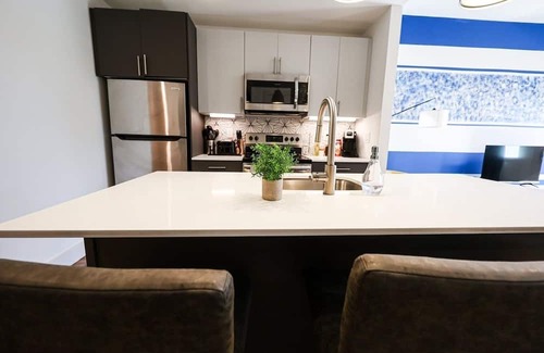 Brewerytown Apartamento | Imagine a stylish escape in Glenwood, the epitome of urban luxury