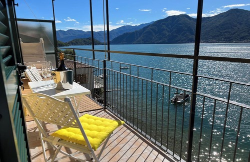 Colonno Apartamento | Lake Loft Colonno, Colonno, Italy