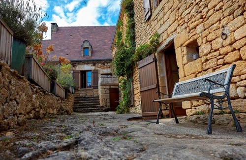 Vitrac Casa | The Troglodyte cave Suite