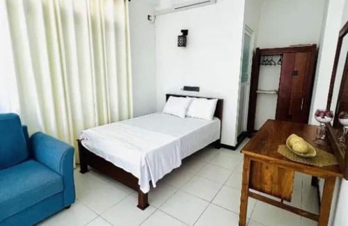 Polhena Cama Y Desayuno | Skyy Villa - Standard Double Room