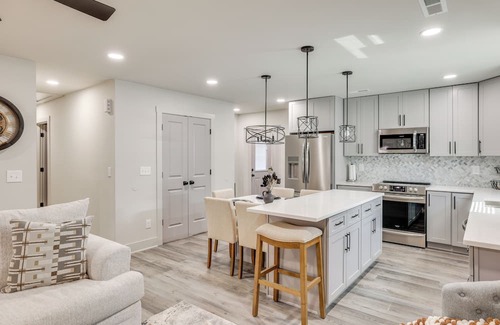 Ooltewah Casa | 5 Mi to Cambridge Square: Ooltewah Getaway!