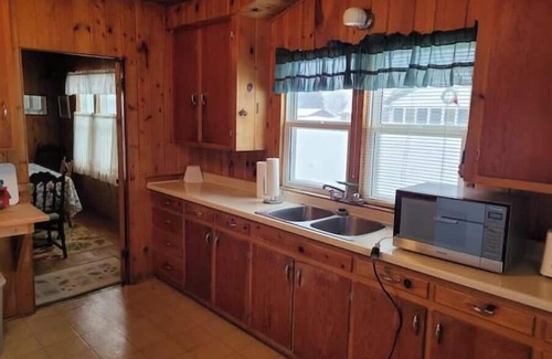 Eagle Harbor Cabaña | Harbor Haven Cabin Steps from Eagle Harbor Beach