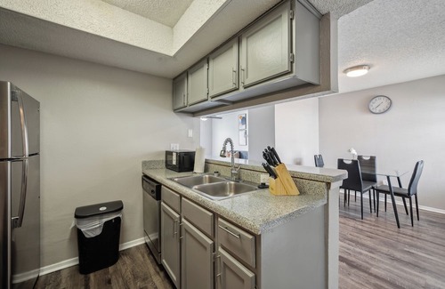 Bedford Apartamento | 3001 Crystal Springs 723 I Spacious 2 Bed 2 Bath
