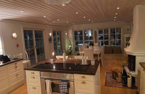 Tynningo Casa | Charming Tynningö House with Sauna & BBQ