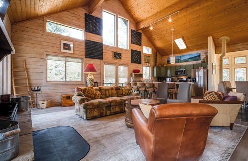 Angel Fire Casa | Sunny Mountain Delight by Velo