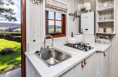 Great Fryup Dale Apartamento | LetAway - Barn Owl Shepherd's Hut, Westerdale nr Castleton, North Yorkshire