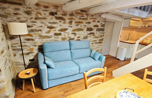 Labassere Casa | Quiet village house in the mountains.