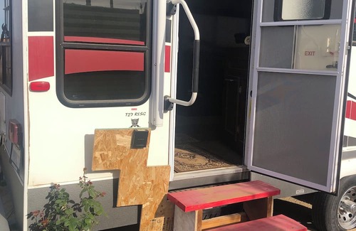 Thermal Casa | Cozy caravan with WiFi and AC in charming Thermal.Private location