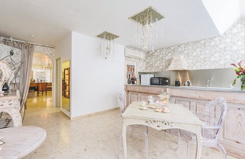 Epernay Apartamento | Dolce Vita downtown in a quiet street for sipping champagne