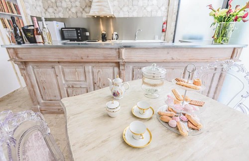 Epernay Apartamento | Dolce Vita downtown in a quiet street for sipping champagne