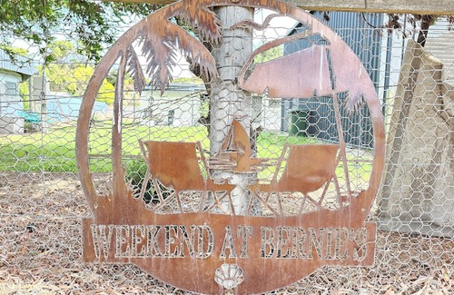Waterhouse Casa | Weekend at Bernies - The ultimate beach shack