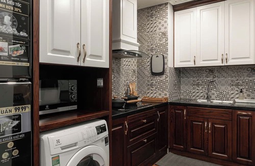 Bui Thi Xuan Apartamento | City Center Charming Vibrant 1300 sqft 2-bedroom Apartment with WiFi, AC, Lift
