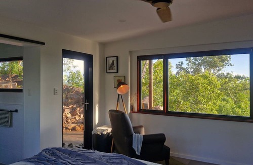 Rum Jungle Cama Y Desayuno | Escape to a world where luxury meets nature! On the doorstep to Litchfield NP.
