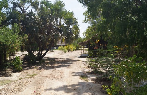 Menabe Cama Y Desayuno | To rent superb T1, in a quiet environment, close to the sea