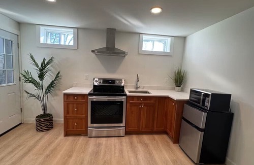 Woburn Apartamento | Newly Finished Guest Haven in Woburn
