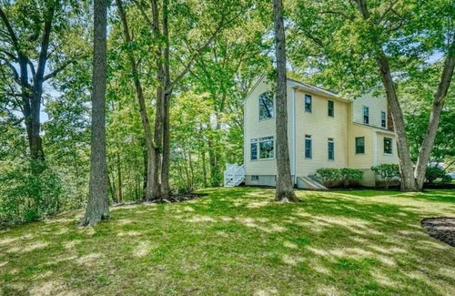 Woburn Apartamento | Newly Finished Guest Haven in Woburn