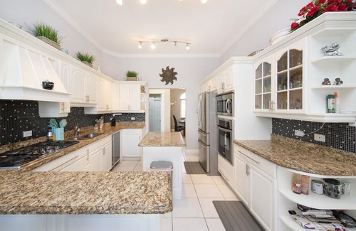 Patricks Island Casa | PROSPECT OASIS: Nestled on the pristine waters of the Cayman Islands