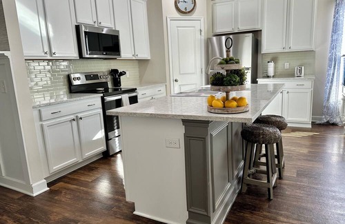 Moncks Corner Casa | Amazing 3-bedroom house in convenient Moncks Corner with private in-ground pool!