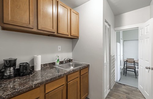 Trinidad Apartamento | Central Cozy 2BR Apartment in DC with Parking