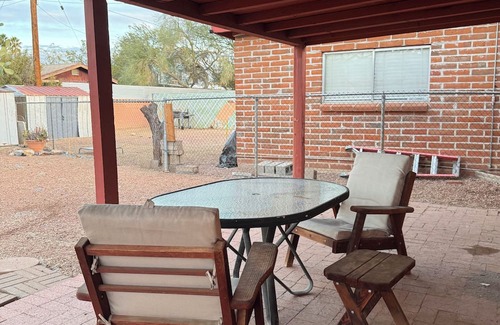 Midtown Casa | Charming 2-bedroom house with AC, WiFi in awesome Tucson