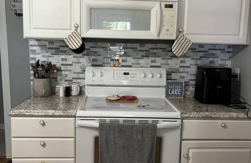 Clarkson Casa | 4-bedroom house in fabulous Clarkson with AC, WiFi. Enjoy your stay
