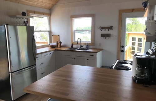 Manitoba Cabina | Peaceful Heights - Lakefront Cabin on Beautiful Betula Lake