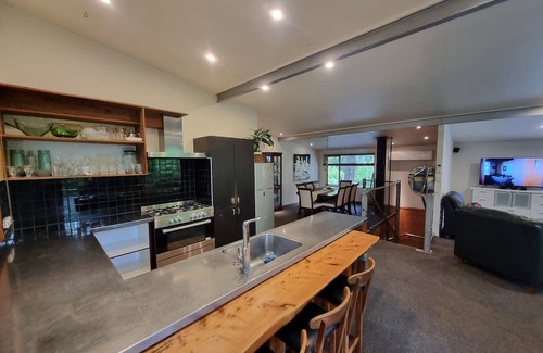 Clive Casa | Large Riverside home in garden setting between Napier and Hastings