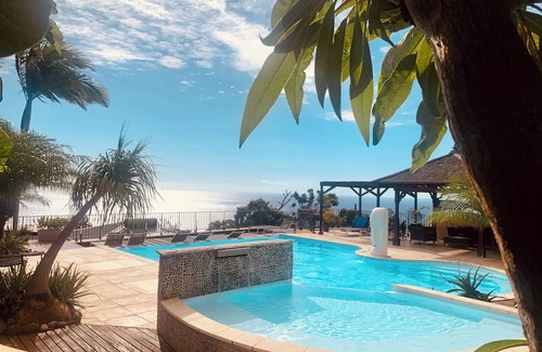 Piton Saint-Leu Apartamento | Appartement Le Latanier rouge, T3 de 60m² en rez de jardin