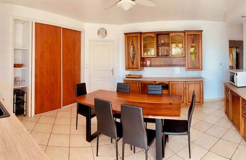 Piton Saint-Leu Apartamento | Appartement le Fanjan, T3 de 80m² avec terrasse de 30m² vue jardin et piscine