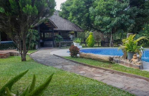 Zimbabwe Casa | Looking for a relaxing getaway, try Pagotwe lodge in Hauna, Honde Valley