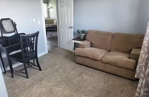 Martinsville Apartamento | Pet Friendly apt Near WEC and Roberts Center