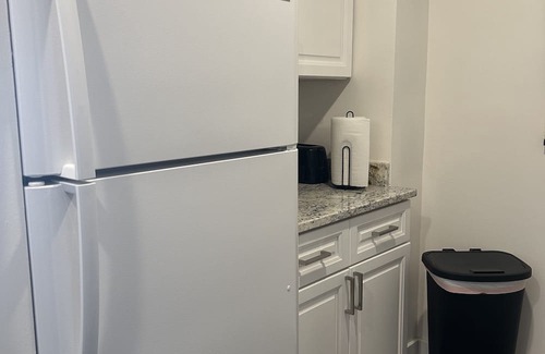 Gadsden Apartamento | Trendy apartment in Gadsden, AL