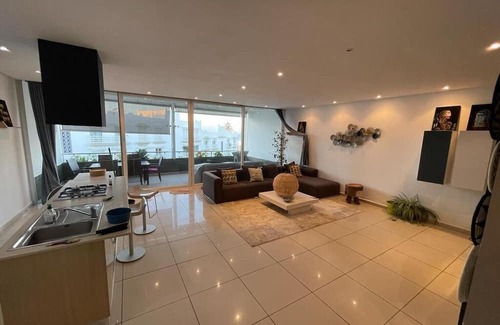 Tamariss Apartamento | Lovely apartment with sea view, pool and garden