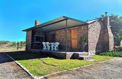 Karoo Hoogland Chalet De Esquí | Charming chalet in marvelous Fraserburg with WiFi, AC
