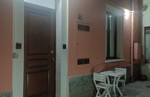 Cosenza Apartamento | Cozy 2-bedroom corporate apartment in welcoming Cosenza with WiFi